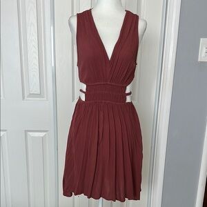 Elegant Burgundy Sleeveless Dress